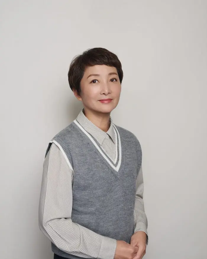 張馨方形象照
